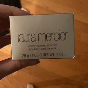 Laura Mercier FS Translucent Loose Setting Powder